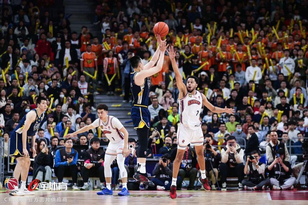 世界杯直播下载-1月15日前瞻 I 烽火燃起，华南虎主场硬碰大鲨鱼